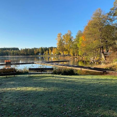 Vacker Hus I Naturen Fröseke Exterior foto